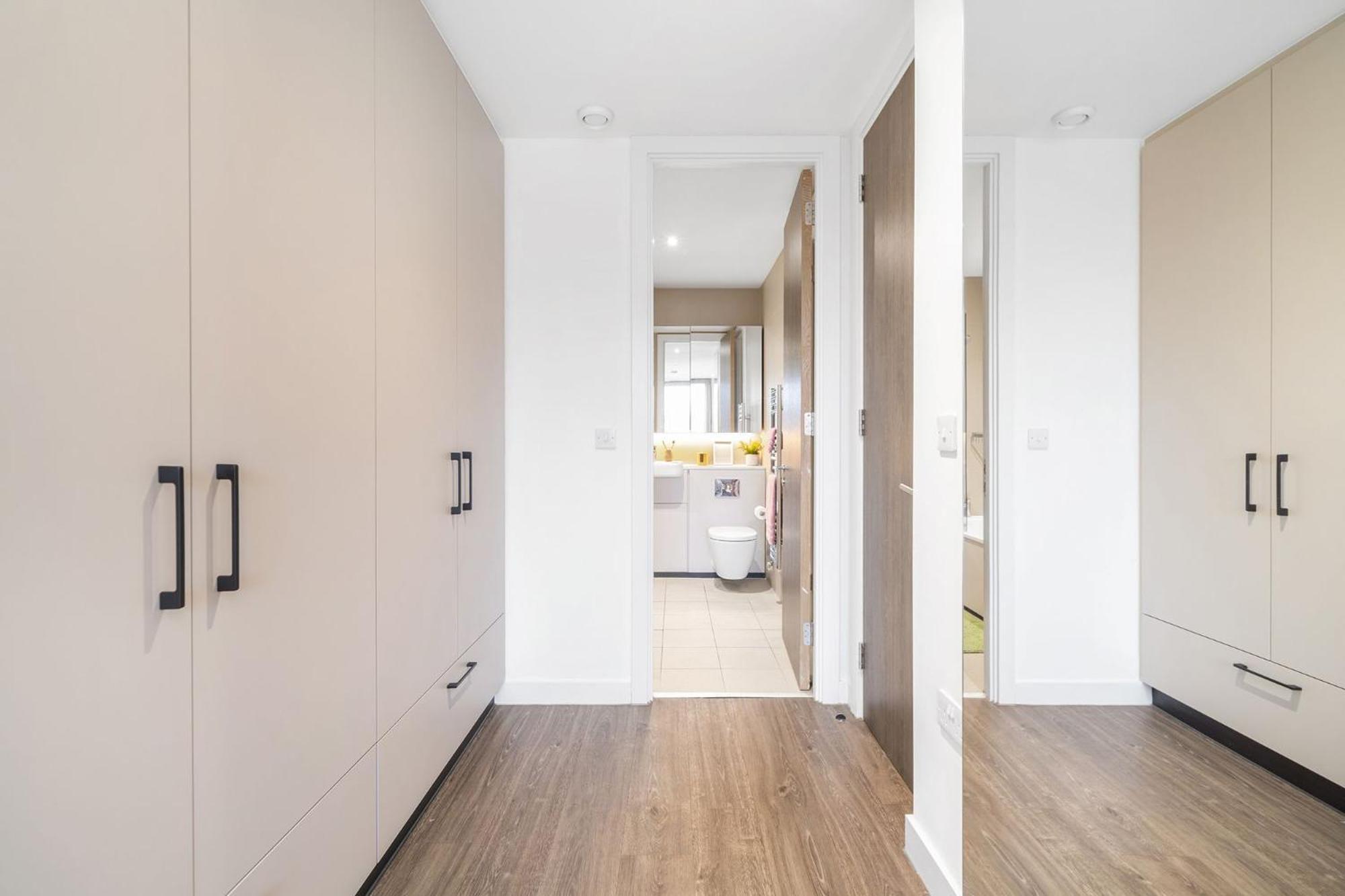 Experience The Next Generation Of Living Premium Student Designed For Comfort And Success *
