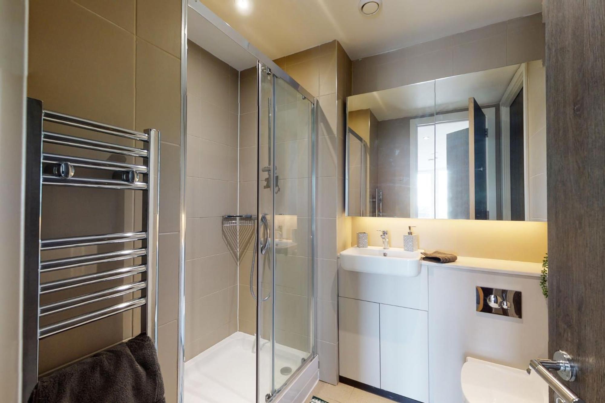 Experience The Next Generation Of Living Premium Student Designed For Comfort And Success Apartment *